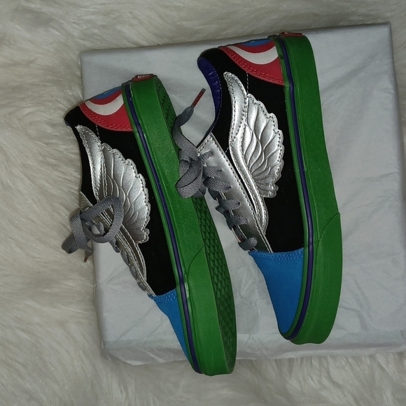 ð¥VANS OFF THE WALL MARVEL'S Back to school - Picture 3 of 12